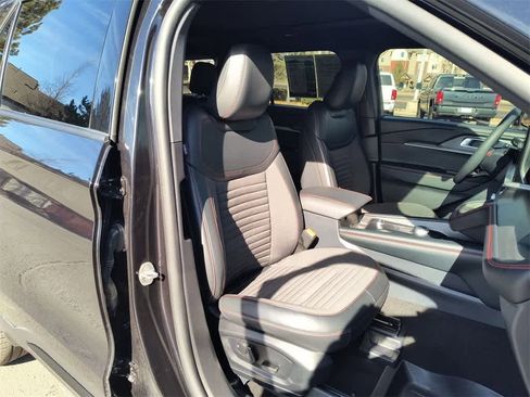 Used 2025 Ford Explorer ST-Line w/ Premium Package image 26