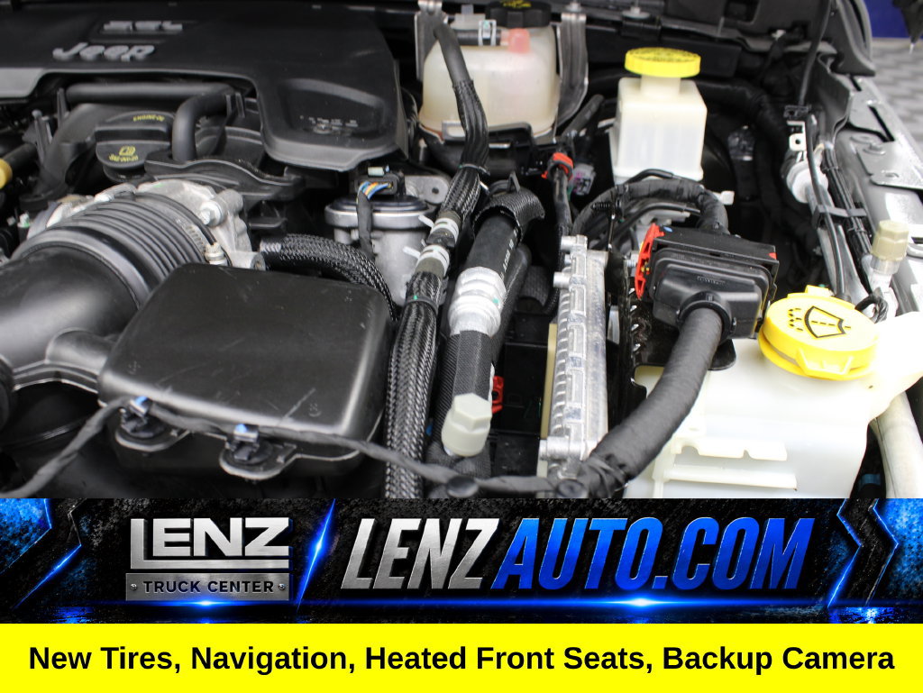 Used 2021 Jeep Gladiator Sport AWD/4WD image 29