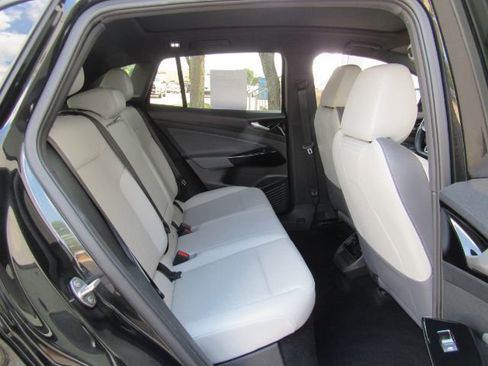Used 2021 Volkswagen ID.4 Pro S w/ Gradient Package image 27