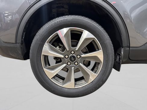 Used 2024 Ford Escape Platinum AWD/4WD image 53