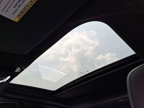 Used 2026 BMW 530i xDrive image 10