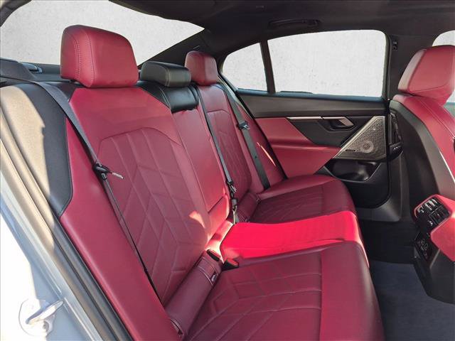 Used 2026 BMW 540i xDrive w/ M Sport Package AWD/4WD image 21