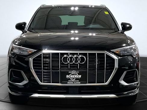 Used 2022 Audi Q3 2.0T Premium w/ Convenience Package AWD/4WD image 3