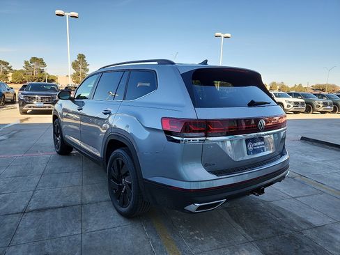 New 2026 Volkswagen Atlas SE image 5
