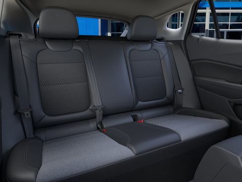 New 2026 Chevrolet Trax LT w/ Driver Confidence Package FWD image 21