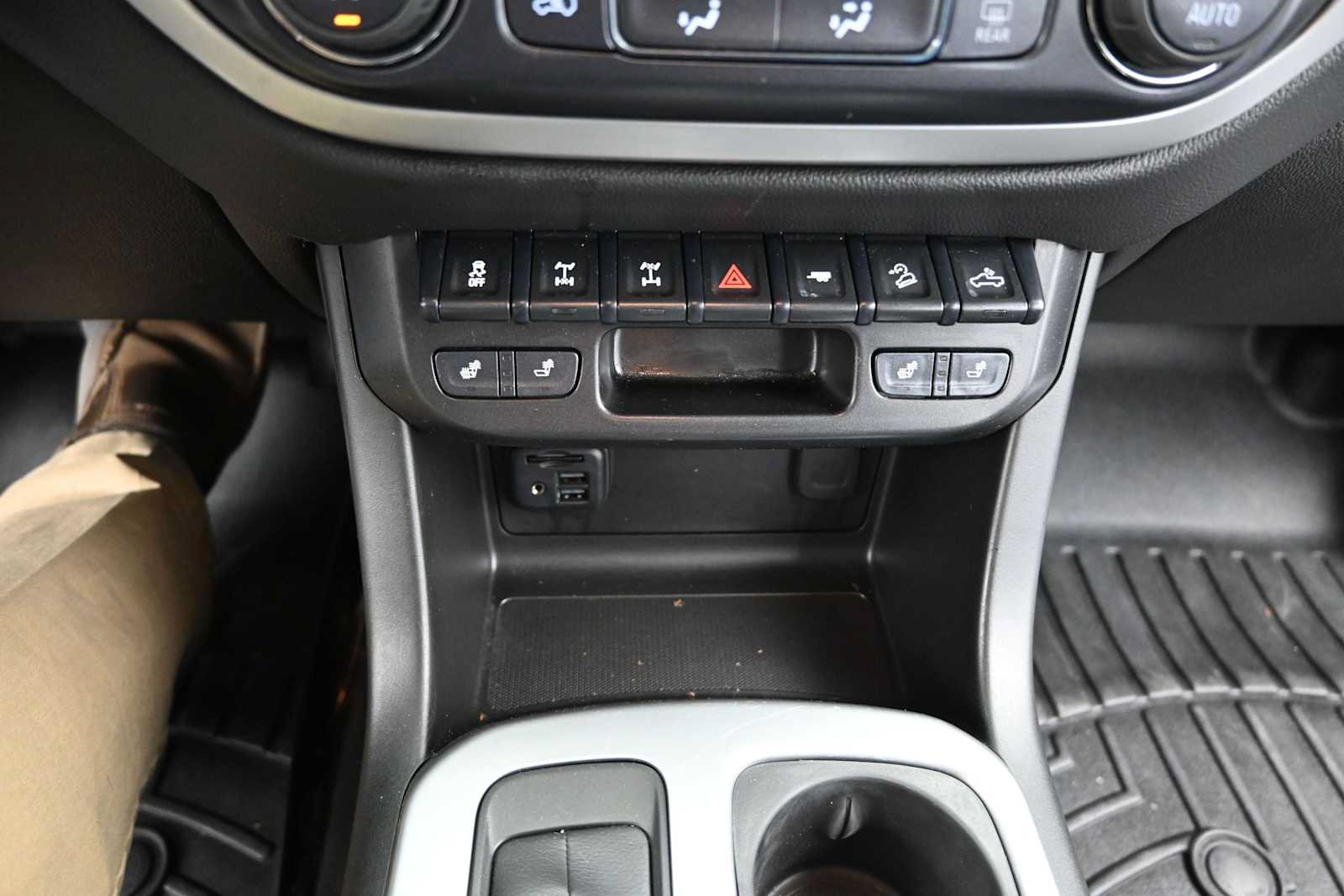 Used 2021 Chevrolet Colorado ZR2 AWD/4WD image 22