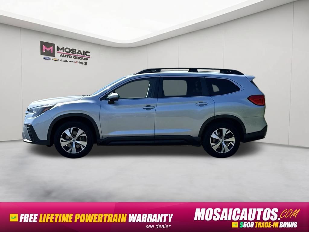 Used 2023 Subaru Ascent Premium AWD/4WD image 4