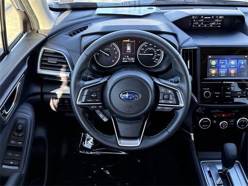 Used 2024 Subaru Forester Premium image 11