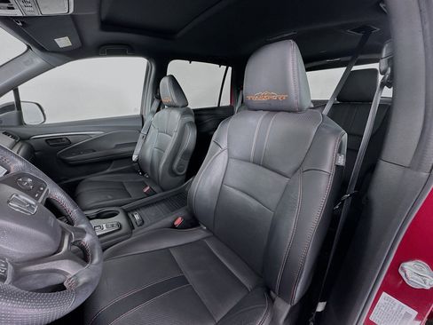 Certified 2022 Honda Passport TrailSport image 21