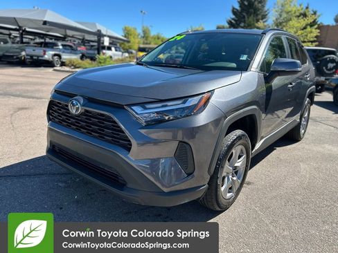 Used 2024 Toyota RAV4 XLE image 4