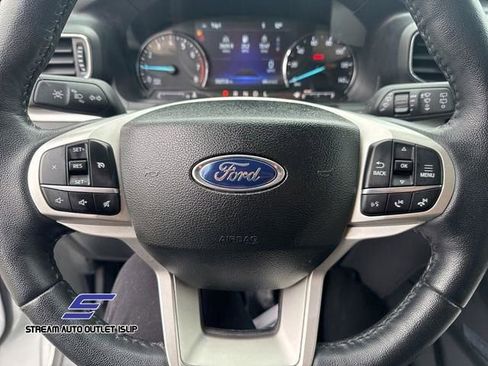 Used 2023 Ford Explorer XLT w/ Equipment Group 202A image 23