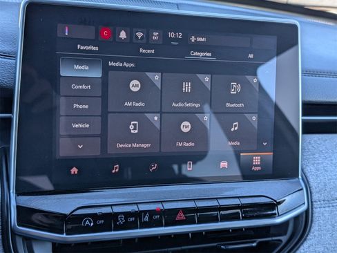 Used 2024 Jeep Compass Latitude image 24