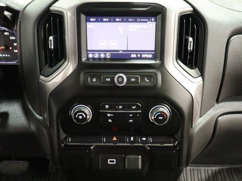 Used 2020 Chevrolet Silverado 1500 Custom w/ Infotainment Package RWD image 56