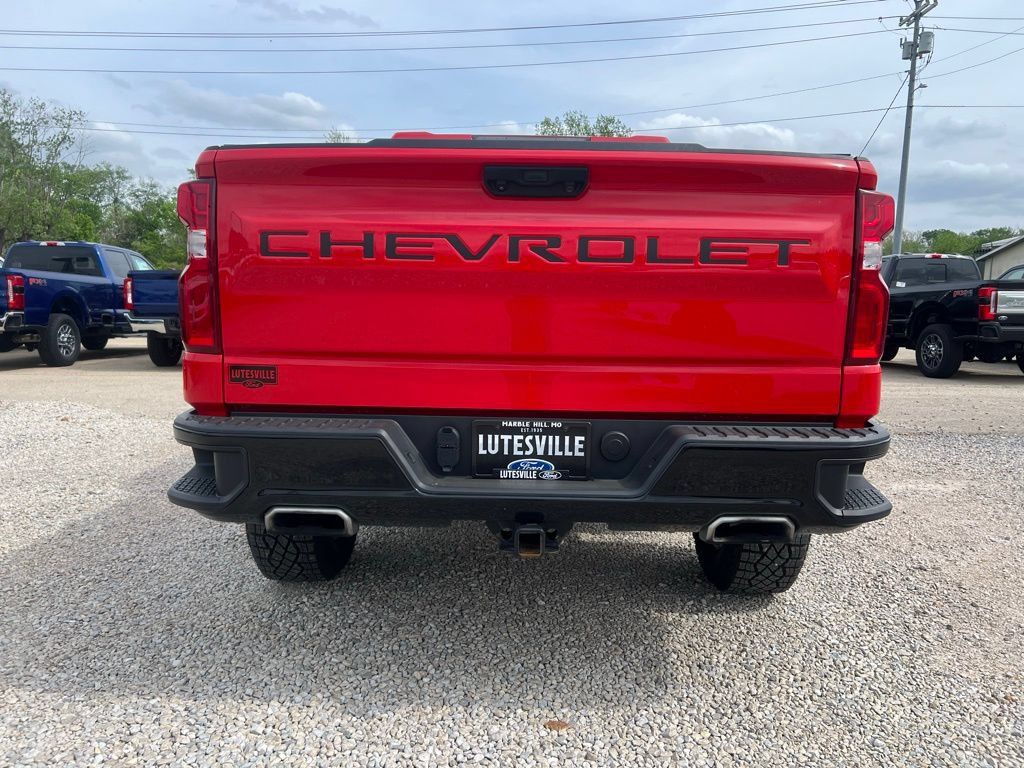 Used 2024 Chevrolet Silverado 1500 LT Trail Boss w/ Convenience Package II AWD/4WD image 7