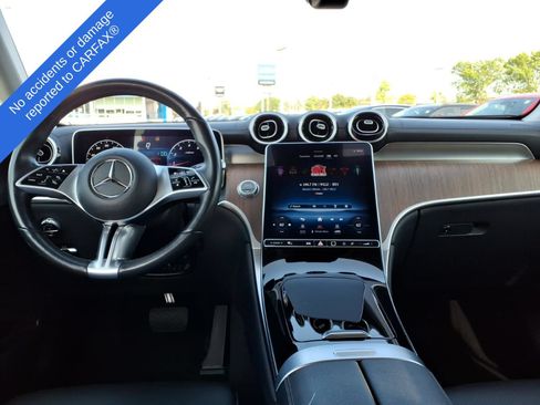 Used 2024 Mercedes-Benz GLC 300 image 10