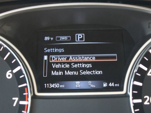 Used 2019 Nissan Pathfinder SL image 19