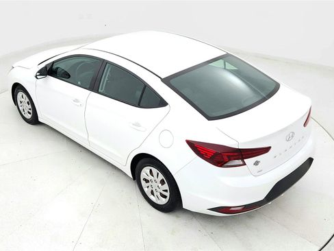 Used 2019 Hyundai Elantra SE w/ Cargo Package FWD image 15