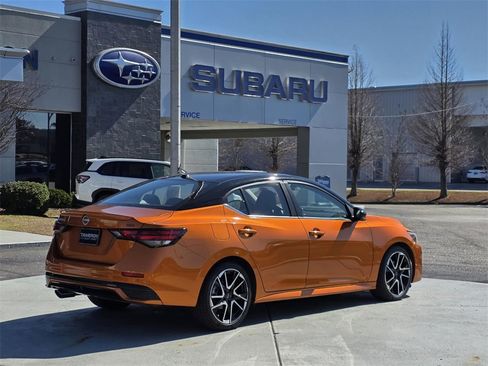 Used 2024 Nissan Sentra SR w/ SR Premium Package image 5