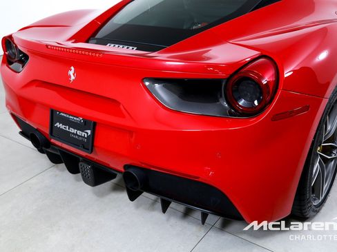 Used 2016 Ferrari 488 GTB RWD image 33