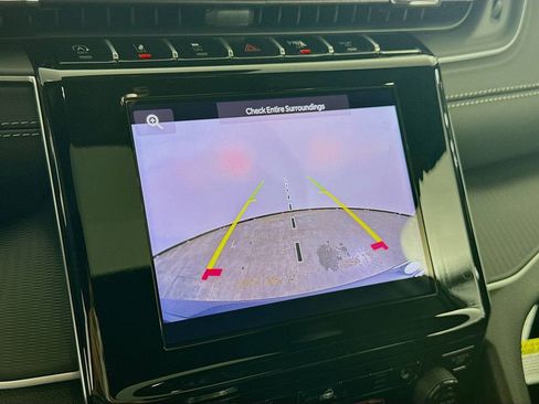 New 2025 Jeep Grand Cherokee Altitude image 44