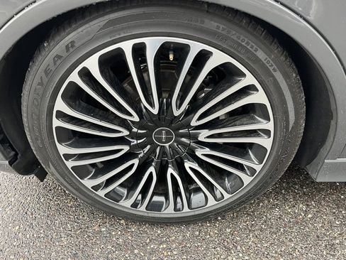 Used 2020 Lincoln Aviator Black Label w/ Dynamic Handling Package image 19