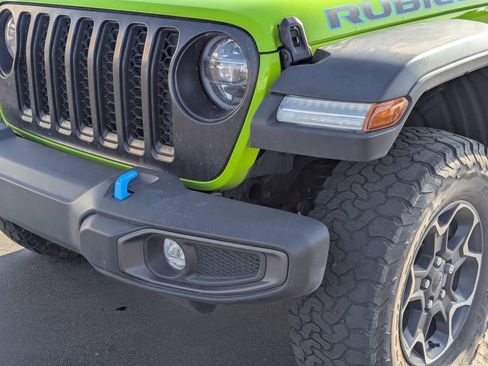 Used 2021 Jeep Wrangler Unlimited Rubicon 4xe w/ Cold Weather Group AWD/4WD image 11