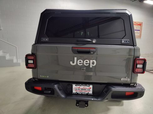 Used 2021 Jeep Gladiator Overland w/ Popular Equipment Package AWD/4WD image 7
