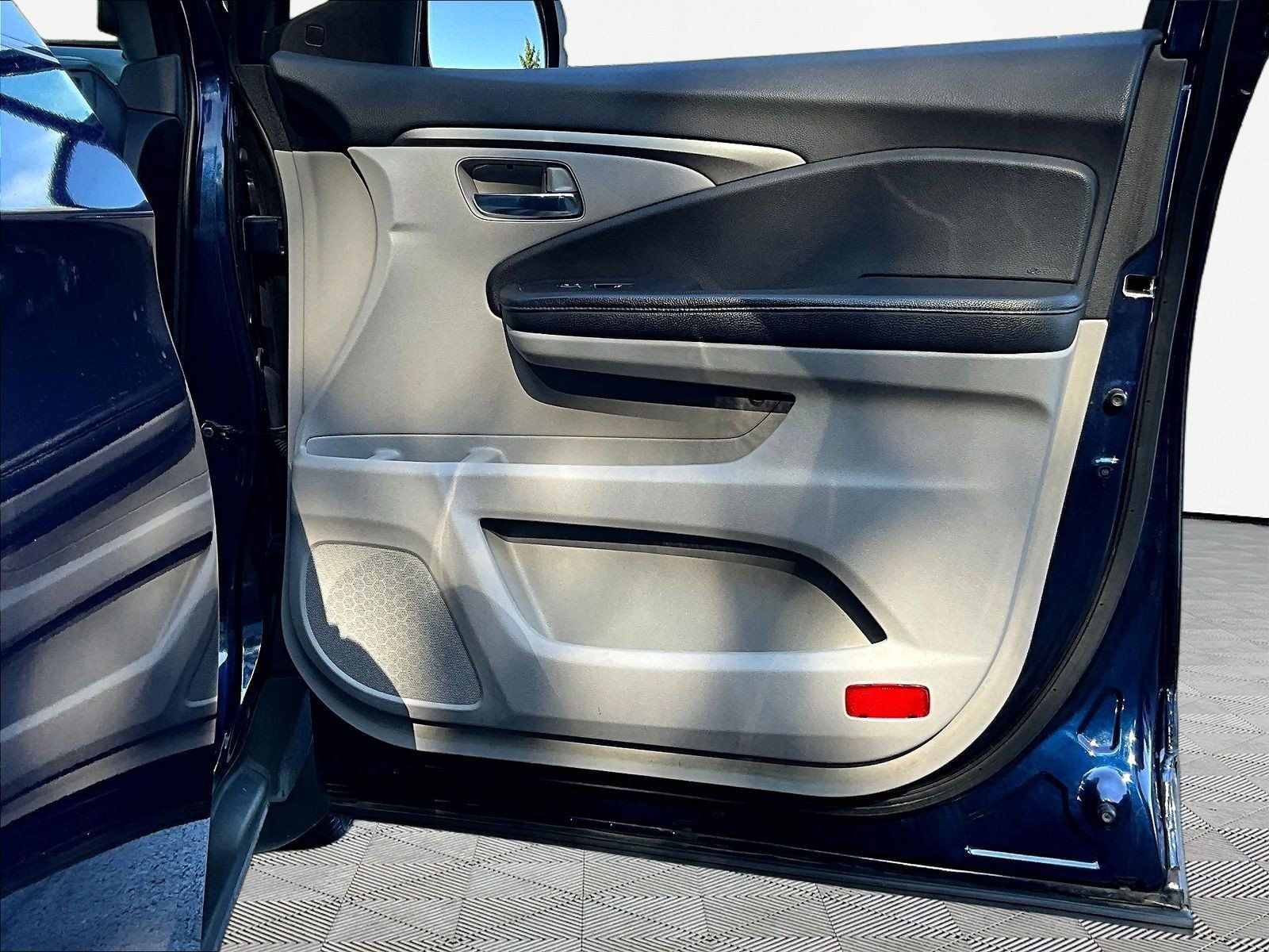 Used 2019 Honda Pilot EX-L image 28
