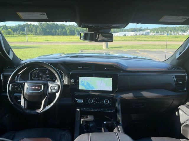Used 2025 GMC Sierra 1500 AT4 AWD/4WD image 8