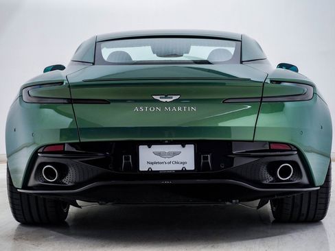 Used 2024 Aston Martin DB12 Coupe image 7