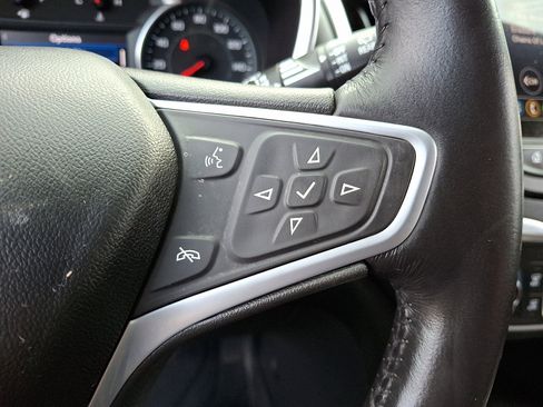 Used 2022 Chevrolet Equinox LT image 22