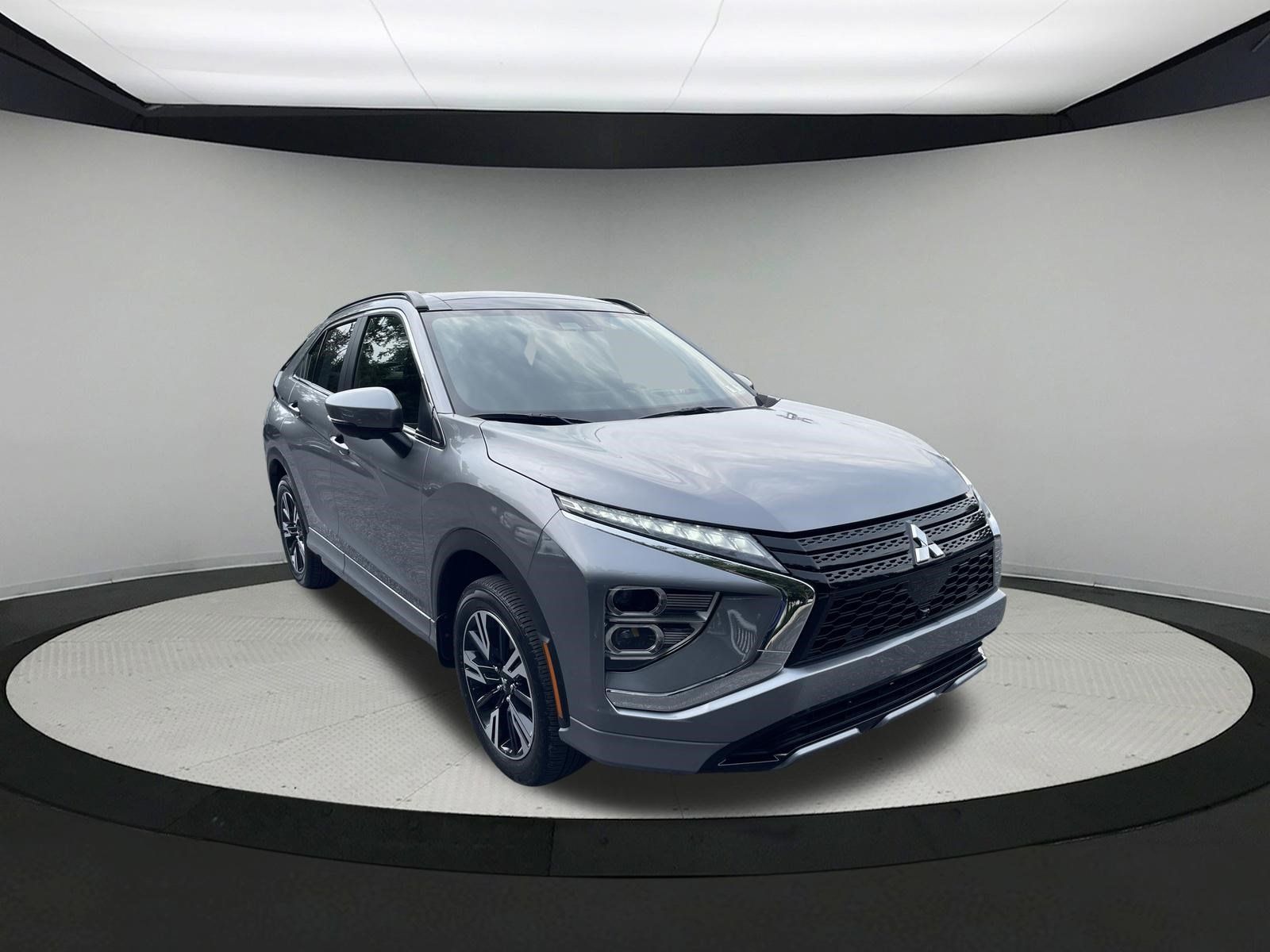 Used 2023 Mitsubishi Eclipse Cross SE AWD/4WD image 3
