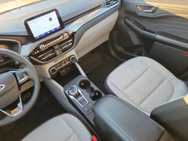 Certified 2023 Ford Escape Active AWD/4WD image 31