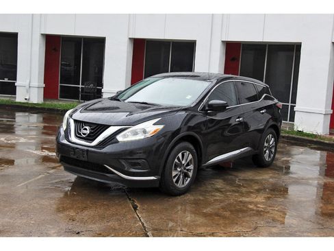 Used 2016 Nissan Murano S FWD image 3