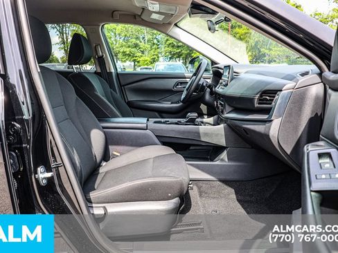 Used 2024 Nissan Rogue S FWD image 21