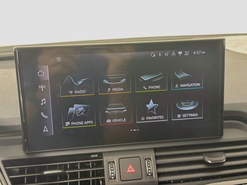 Used 2021 Audi Q5 2.0T Premium Plus w/ Premium Plus Package AWD/4WD image 15