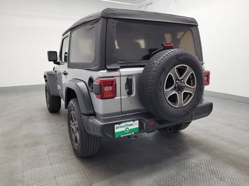 Used 2018 Jeep Wrangler Sport image 5