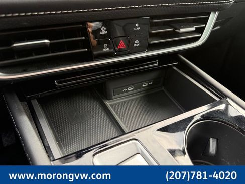 Used 2024 Volkswagen Atlas Cross Sport SE w/ Panoramic Sunroof Package AWD/4WD image 41