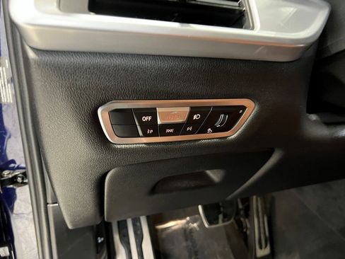 Used 2023 BMW X7 M60i w/ Executive Package image 37