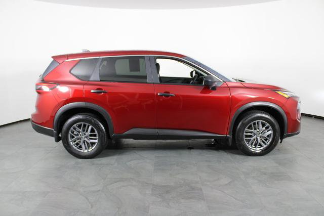 Certified 2025 Nissan Rogue S FWD image 12