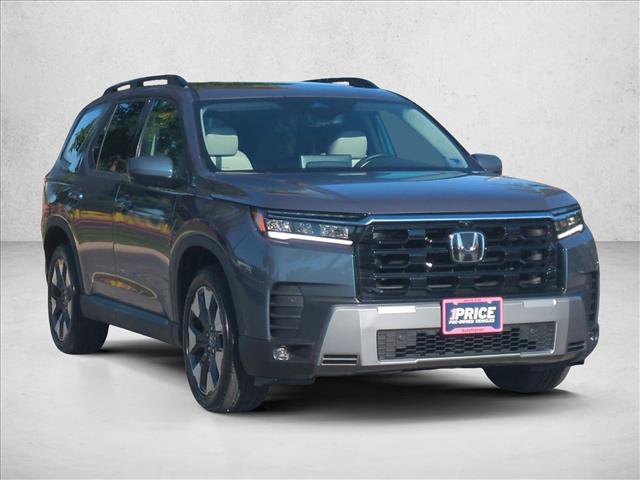 Used 2026 Honda Pilot Touring image 3