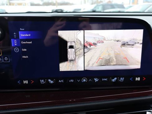 New 2026 Chevrolet Traverse RS image 24