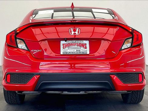 Used 2018 Honda Civic EX-T image 3