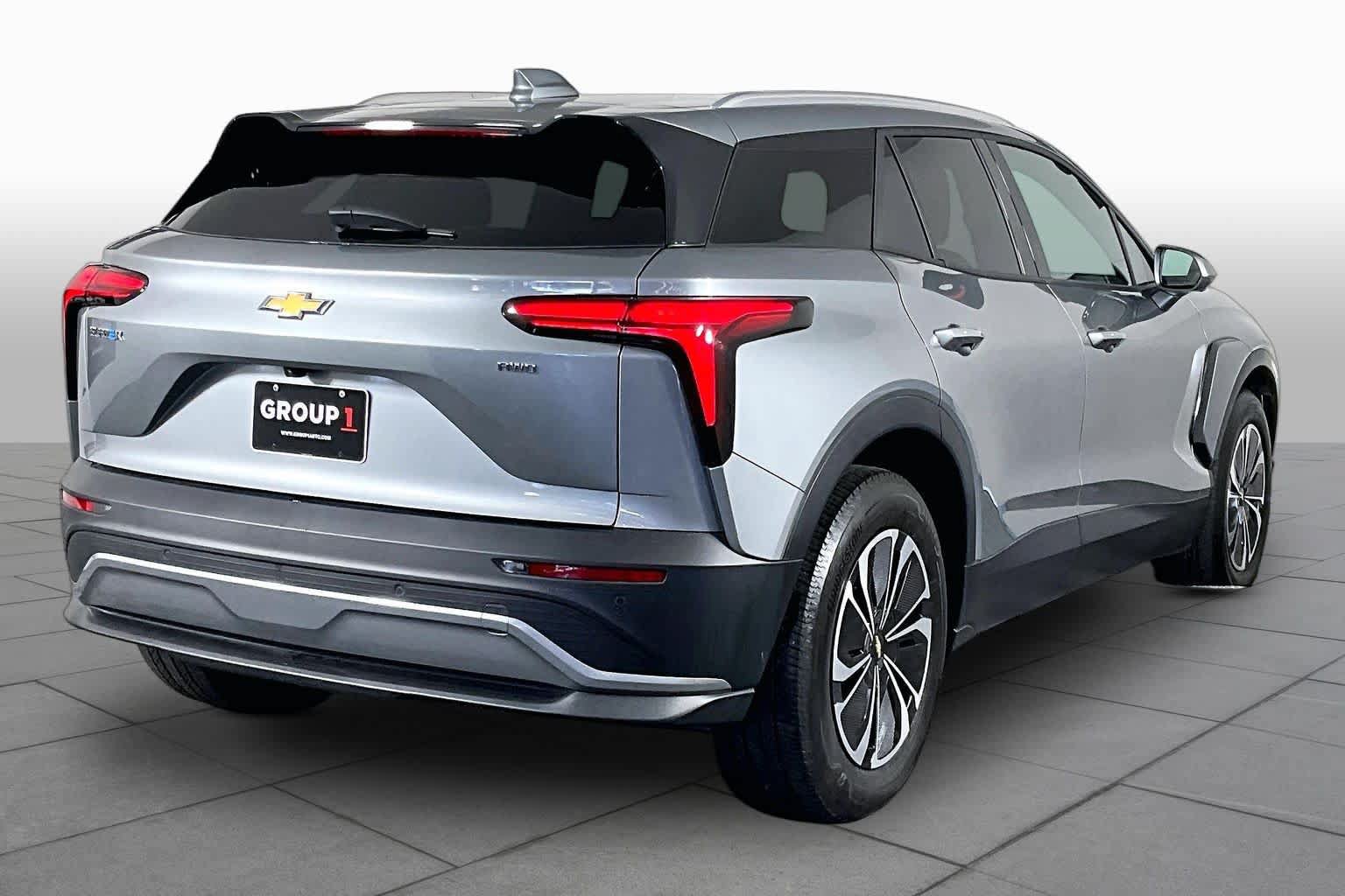 Used 2024 Chevrolet Blazer EV LT AWD/4WD image 11