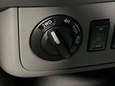 Used 2021 Nissan Frontier SV AWD/4WD image 27