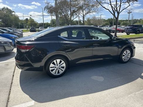Used 2024 Nissan Sentra S FWD image 32