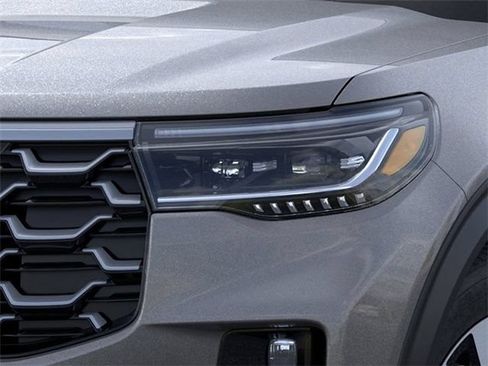 New 2026 Ford Explorer Platinum w/ LUX Leather Package AWD/4WD image 18