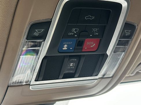 Used 2022 RAM 3500 Laramie image 24