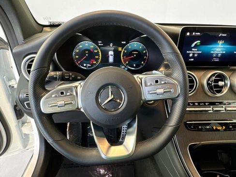 Certified 2022 Mercedes-Benz GLC 300 4MATIC image 11