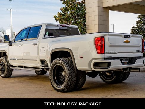 Used 2024 Chevrolet Silverado 3500 High Country w/ High Country Premium Package image 7